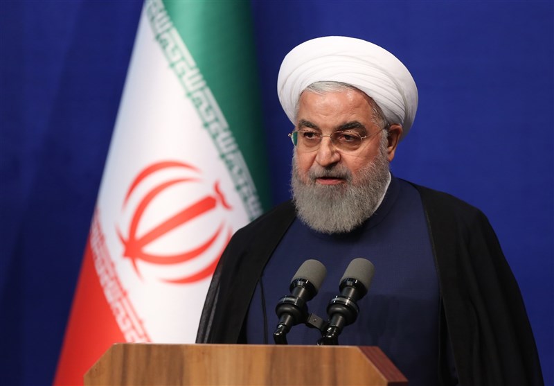 الرئيس الإيراني: ما قامت به أمريكا ضد الشعب الإيراني نموذج عن الإرهاب الاقتصادي
