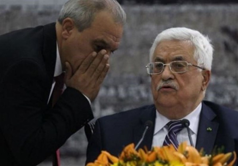 قناة إسرائيلية: محمود عباس التقى سرّاً رئيس الشاباك