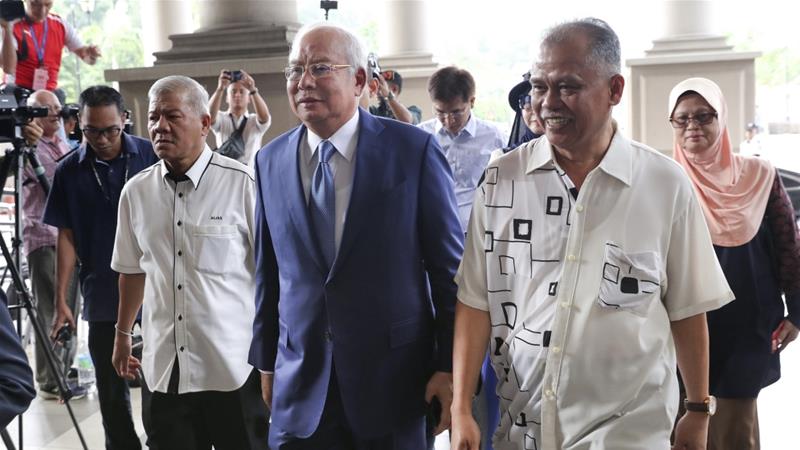 Malaysia’ Ex-Premier’s Corruption Trial Begins
