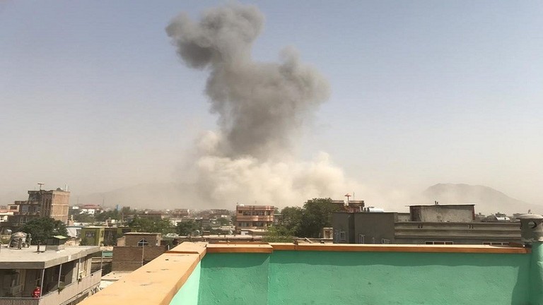 السلطات الأفغانية: سقوط عشرات الضحايا بتفجير انتحاري استهدف مركز شرطة في كابل