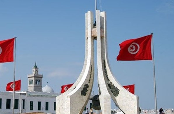 لجنة الهيئة الانتخابية التونسية تعلن القائمة النهائية الرسمية للمرشحين للرئاسة