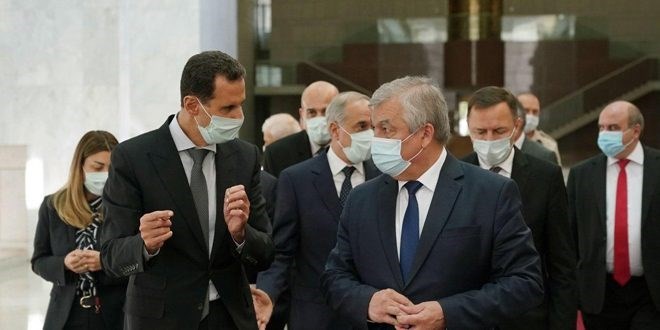 الأسد يستقبل وفداً روسياً لبحث عقد مؤتمر اللاجئين السوريين
