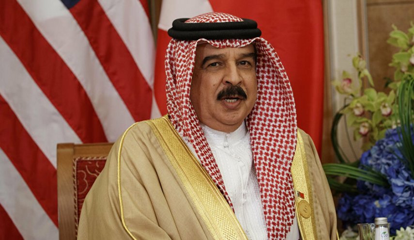 صحيفة عبرية: ملك البحرين يقترح استضافة قمة بين الاحتلال والسلطة الفلسطينية