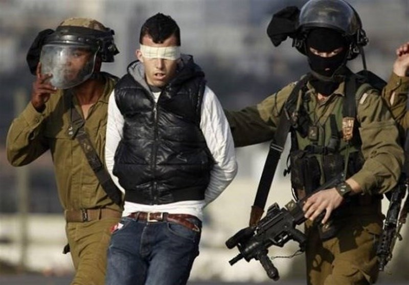 العدو الصهيوني يشن حملة اعتقالات في الضفة الغربية