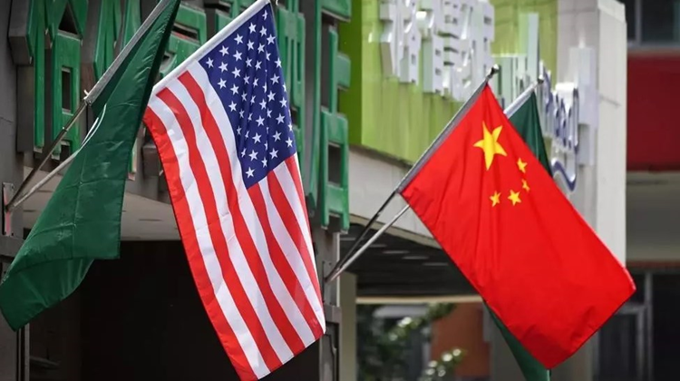 الصين تهدد أمريكا بالرد على عدم منح تأشيرات للمسؤولين الصينيين