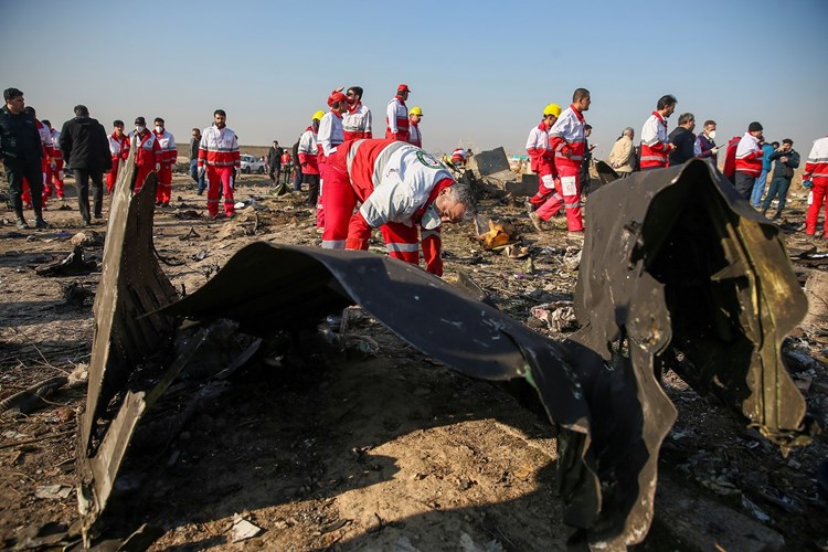 هكذا عوضت الحكومة الإيرانية على أسر ضحايا تحطم الطائرة الأوكرانية!