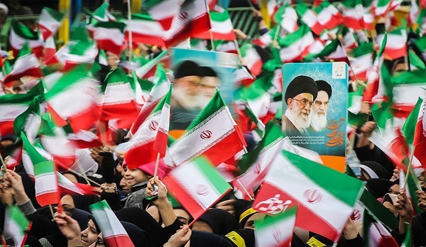 كيف علقت وسائل الاعلام على الاحتفال بالذكرى الحادية والأربعين لانتصار الثورة الإسلامية الإيرانية؟ + صور