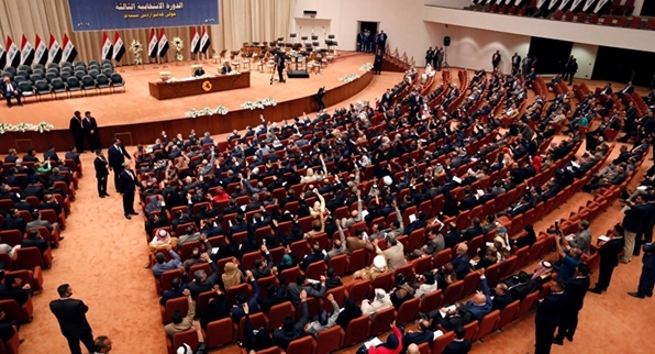 البرلمان العراقي يؤجل جلسته استجابة لطلب رئيس الوزراء المكلّف
