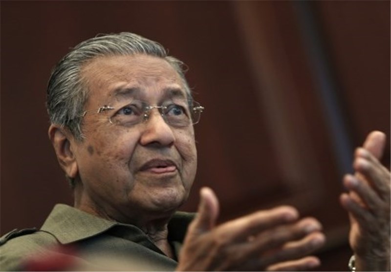 درخواست نخست وزیر مالزی برای استعفای ترامپ