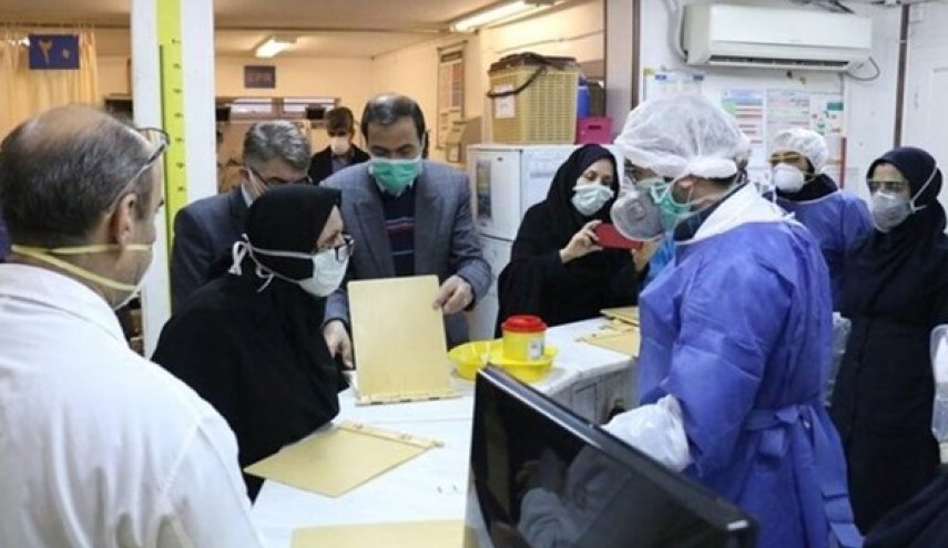 وفد منظمة الصحة العالمية یشید بإجراءات إيران لمكافحة كورونا