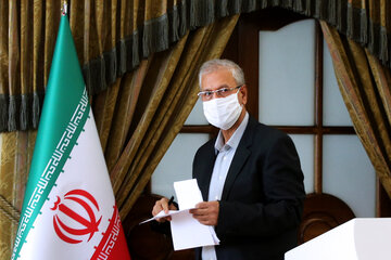 ایران: همه گزینه‌ها علیه آمریکا روی میز است