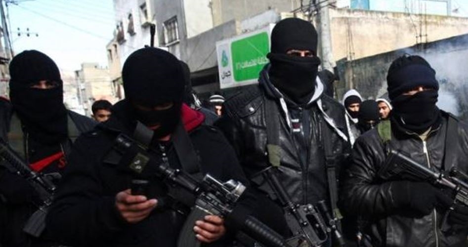 في يوم القدس.. ظهور مسلح لناشطين من "فتح" في الضفة!