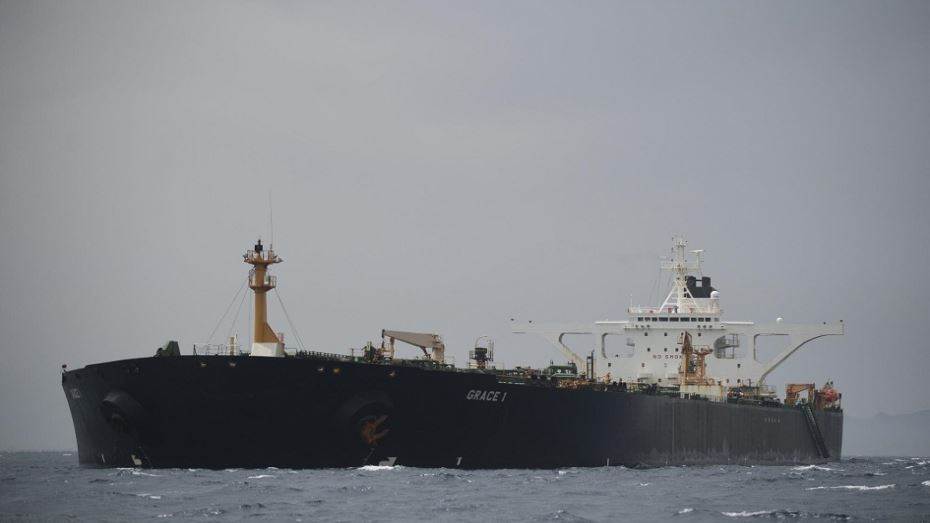 ناقلة النفط الإيرانية الرابعة تدخل المياه الإقليمية الفنزويلية