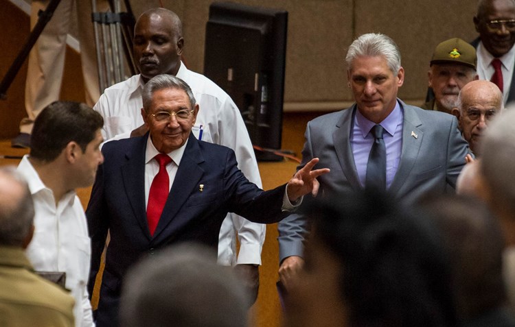 الرئيس الكوبي: العقوبات الأحادية تحد من القدرة على مواجهة كورونا