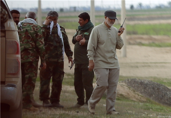 في الذكرى السادسة لتأسيس هيئة الحشد الشعبي.. الشهيد سليماني نجم الحشد اللامع في سماء المقاومة