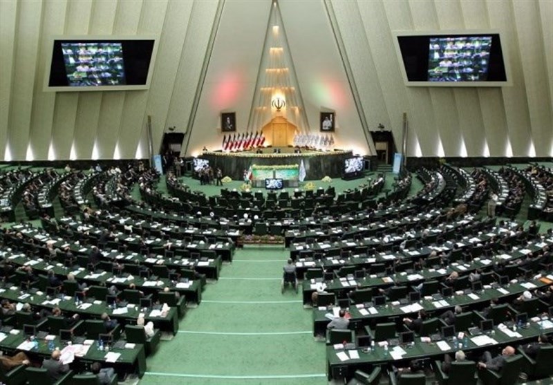 لجنة الامن بالبرلمان الايراني تعدّ مشروعا لتكليف الحكومة بوقف تنفيذ "البروتوكول الاضافي"