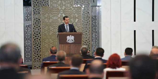 الرئيس الأسد: إذا كان الدمار و الإرهاب يفرضان العودة إلى الوراء بشكل عام فهذا لا يمنعنا من التقدّم إلى الأمام