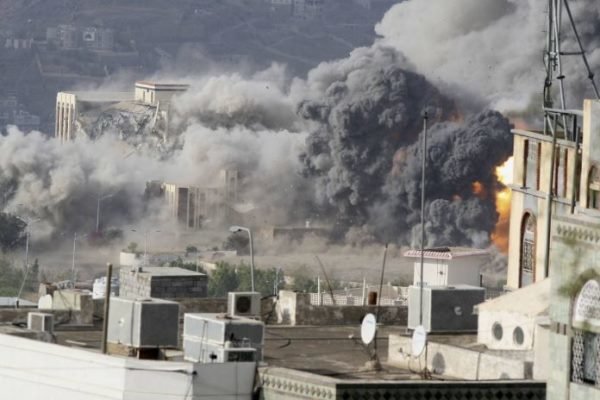 Saudi Regime Warplanes Bomb Sana’a, Casualties Reported