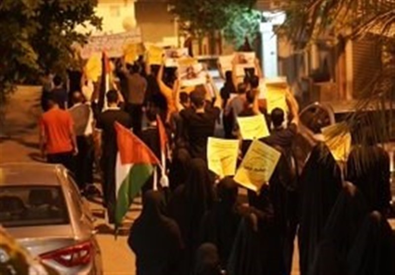Bahraini Regime Cracks down on  Protests against Normalization with Israel
