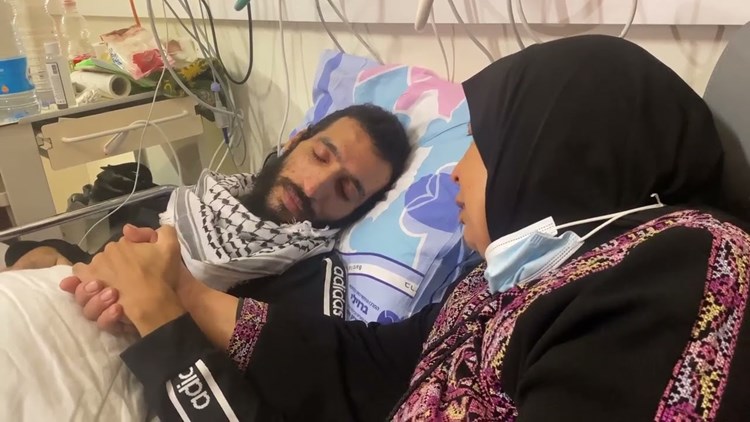 الأسير الفلسطيني كايد الفسفوس يدخل مرحلة العناية المشددة بعد 122 يوم على اضاربه عن الطعام!