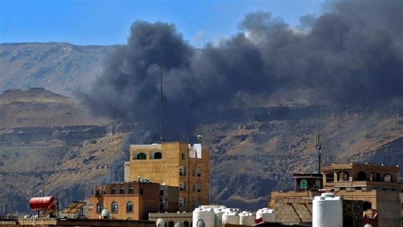Saudi Fighter Jets Bomb Yemeni Capital