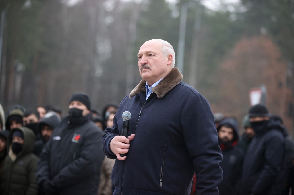 بيلاروسيا تهدد بقطع الغاز الروسي عن أوروبا!