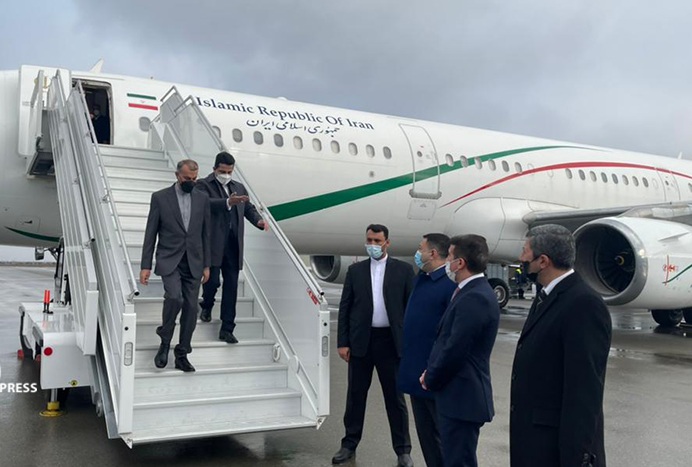 Iranian FM Travels to Azerbaijan to Hold Talks with Baku Officials
