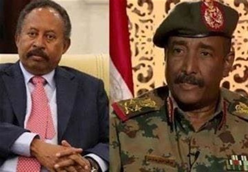 حمدوك يلوح بالاستقالة والبرهان منزعج.. الخلافات في السودان إلى أين؟