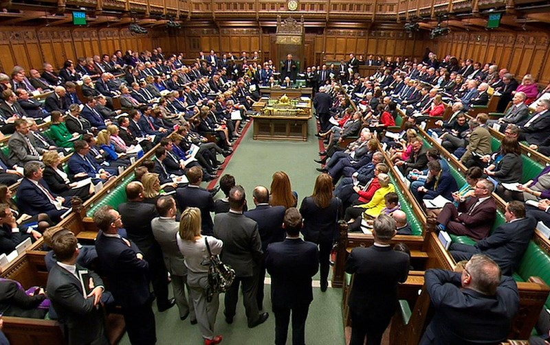 نواب بريطانيون يتعاطون الكوكايين داخل مبنى البرلمان البريطاني!