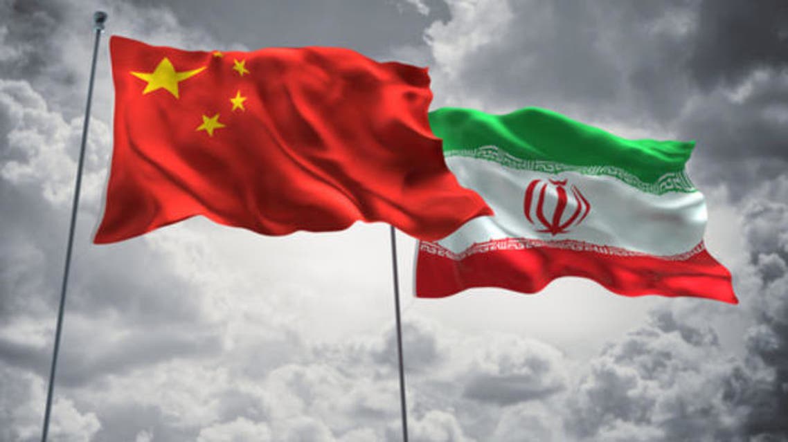 هكذا تحدت إيران والصين الحظر الأمريكي لبيع النفط