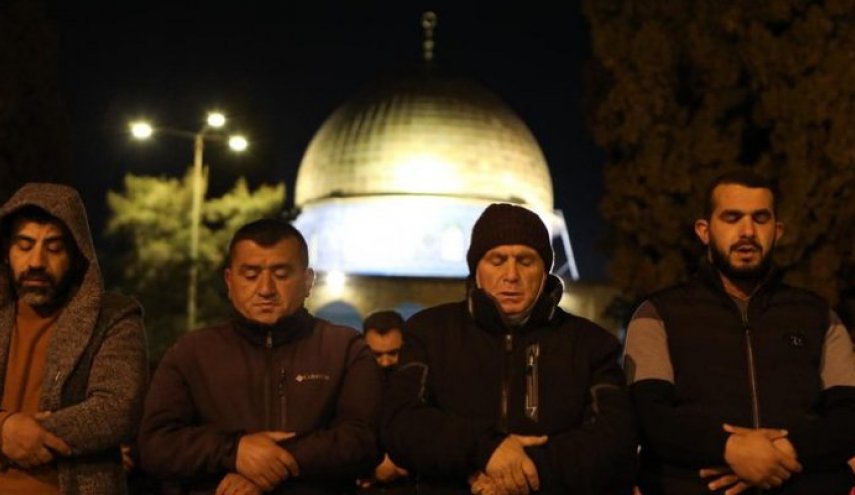 الرئاسة الفلسطينية تطالب المجتمع الدولي بوقف عدوان الاحتلال على المقدسات الإسلامية والمسيحية