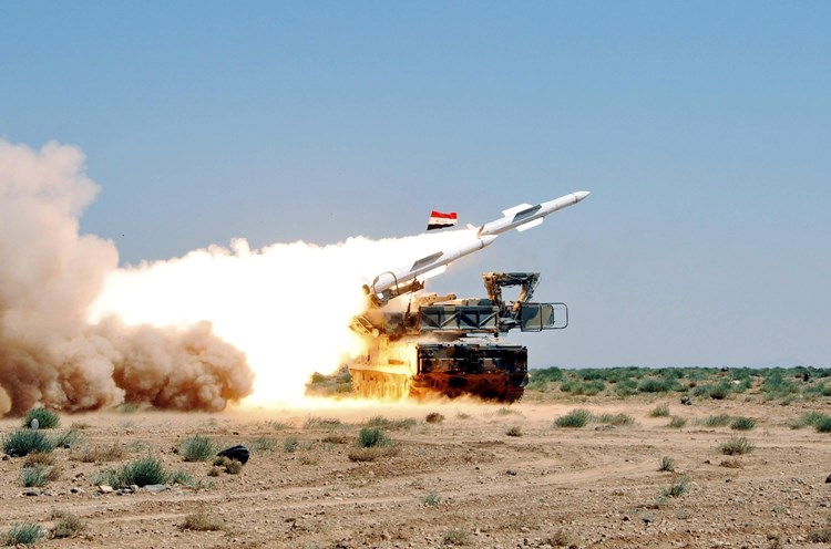 صواريخ سورية تستهدف النقب والجيش الإسرائيلي يرد... اليكم التفاصيل!