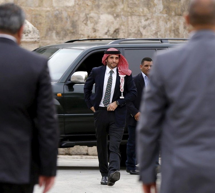 حمزة بن حسين ينفي علاقته بالانقلاب في الأردن