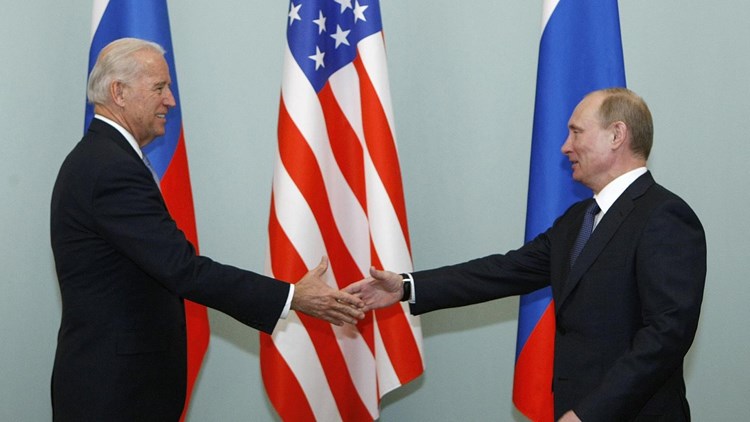 الخارجية الروسية: يجب أن بحث قضايا الاستقرار الاستراتيجي مع أمريكا