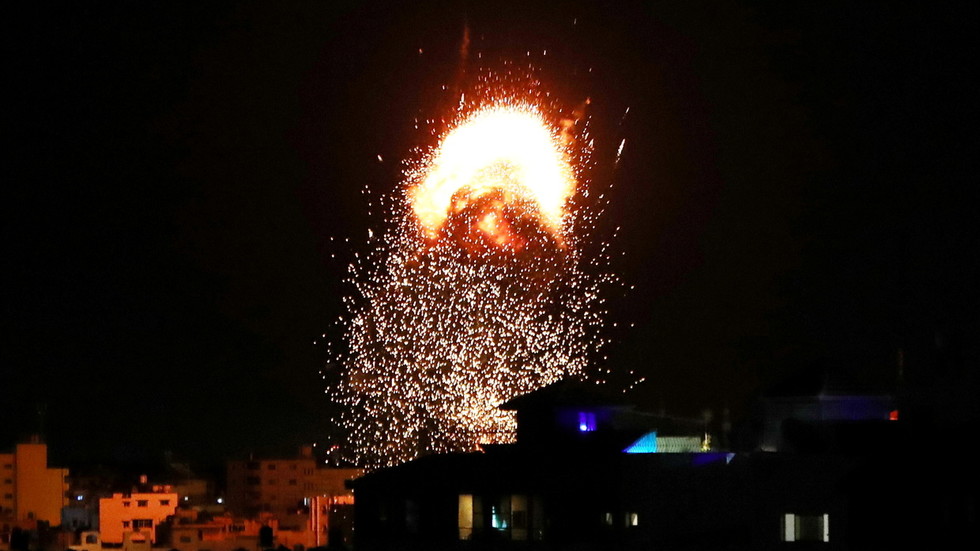 Israeli Regime Continues Brutal Bombing of Gaza; Resistance Groups Respond with Rockets