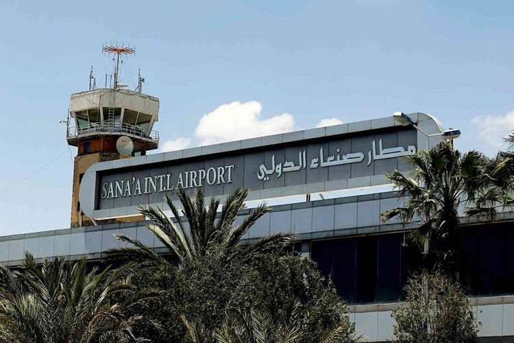 مطار صنعاء الى الخدمة في القريب العاجل ....أعمال الترميم قد بدأت!