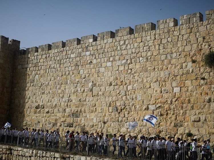 دائرة القدس تحذر... المواجهات في القدس قد تتجدد