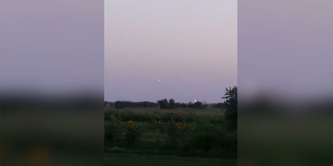 قاعدة أمريكية في ريف دير الزور تتعرض لهجوم بالقذائف الصاروخية