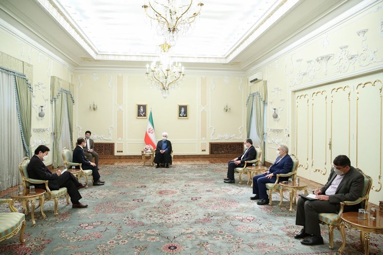 بعد استقباله السفير الكوري الجنوبي...روحاني: من حق إيران استخدام أصولها المجمدة