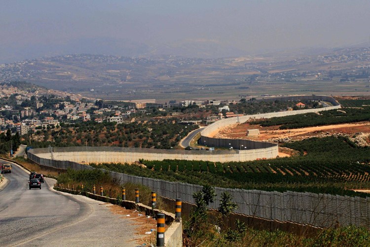 رغم الاستنفار الأمني الاسرائيلي... شخصين من التبعية الأثيوبية يجتازان الحدود اللبنانية الفلسطينية