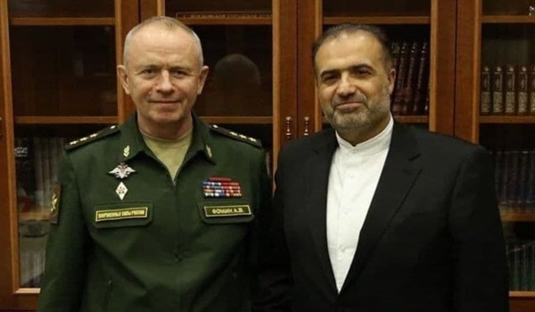ايران وروسيا تناقشان آفاق التعاون الدفاعي والعسكري بين البلدين