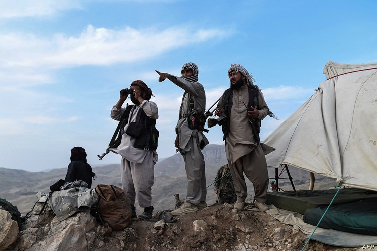 طالبان تحاول السيطرة على ثالثة كبريات مدن أفغانستان عند الحدود مع إيران