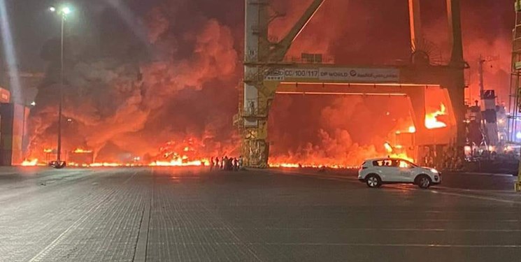 انفجار مهیب بندر دوبی در امارات متحده عربی را لرزاند