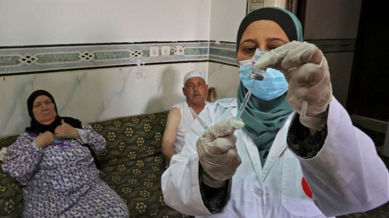 رژیم صهیونیستی واکسن های تاریخ گذشته کرونا برای فلسطینی ها فرستاد
