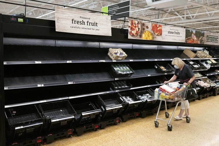بلومبرغ: هكذا اثرت أزمة الطاقة في أوروبا على قطاع الغذاء في بريطانيا!