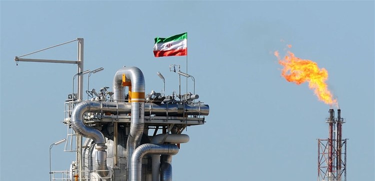 امريكا تتواصل مع بكين /ن اجل وقف وارداتها النفطية من إيران!