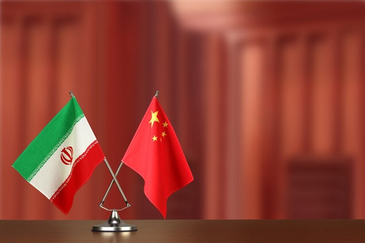 وزير الخارجية الإيراني لنظيره الصيني: حكومتنا تسعى لتطوير علاقات كاملة مع الصين