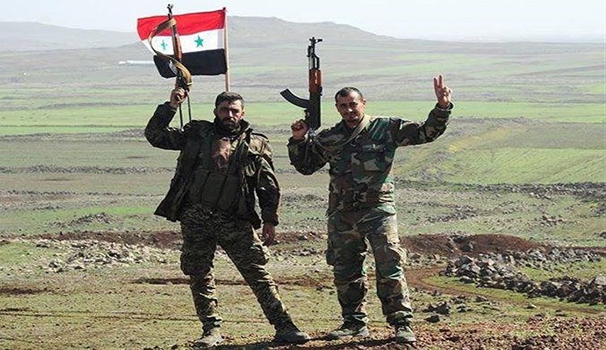 سوريا...الجيش والقوات الرديفة يكثفون عملياتهم البرية بين حماة وحمص ودير الزور