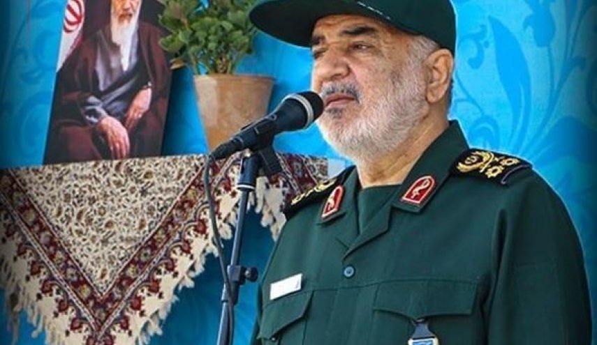 القائد العام لحرس الثورة الاسلامية: أعداء إيران يعيشون في الوهم