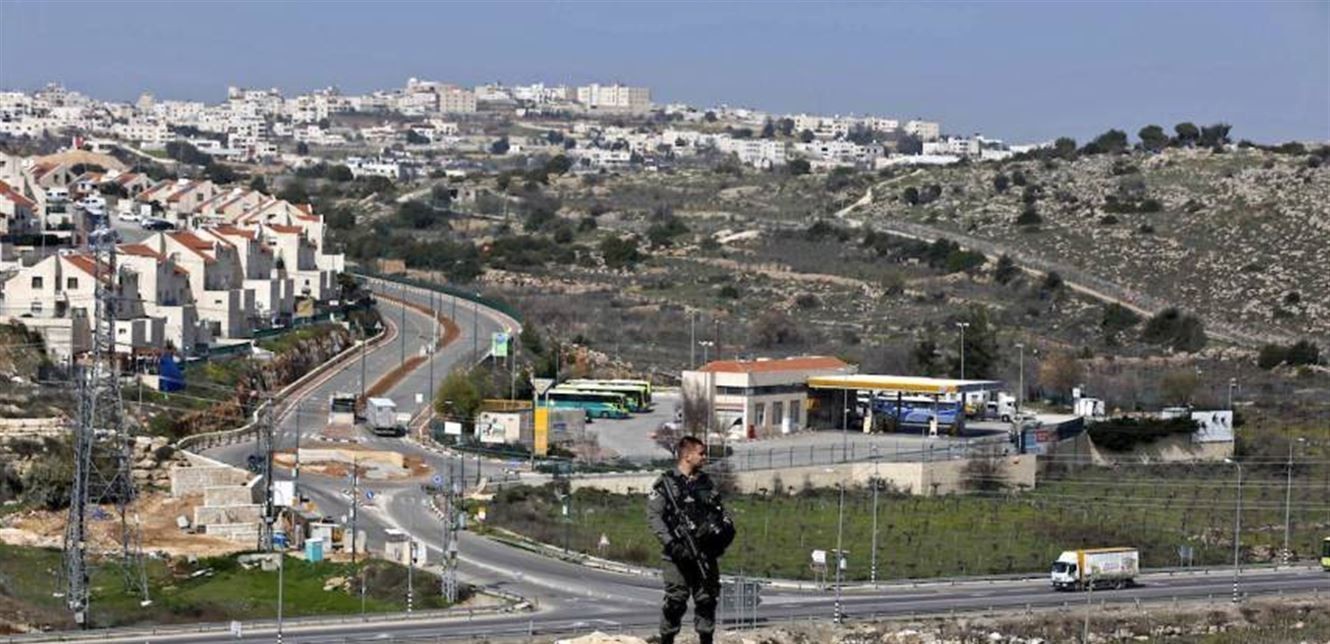 مخطط إسرائيلي لشرعنة عشرات البؤر الاستيطانية في الضفة